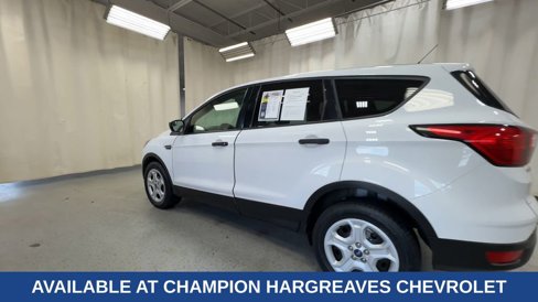 Used 2019 Ford Escape S image 10