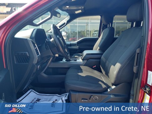 Used 2016 Ford F150 XLT w/ Equipment Group 302A Luxury image 3