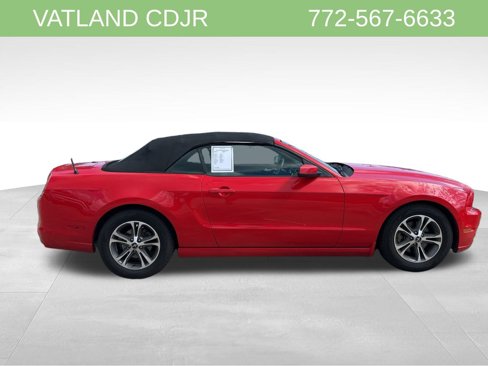 Used 2014 Ford Mustang Premium image 7