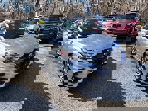 Used 2023 Subaru Legacy Limited image 1
