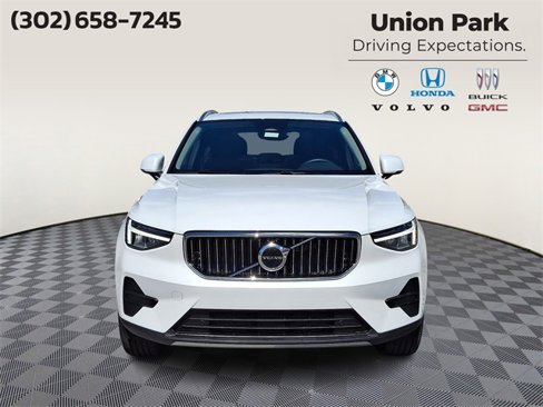 New 2025 Volvo XC40 B5 Core w/ Protection Package Premier image 2