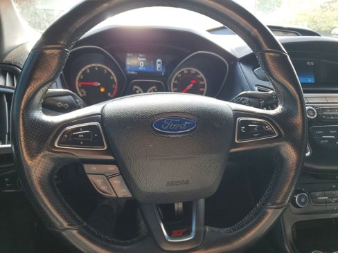 Used 2015 Ford Focus ST image 16