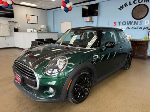 Used 2019 MINI Cooper 2-Door Hardtop image 28