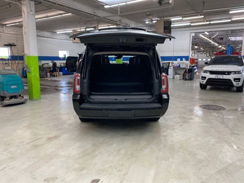 Used 2015 GMC Yukon XL SLT w/ Open Road Package image 13