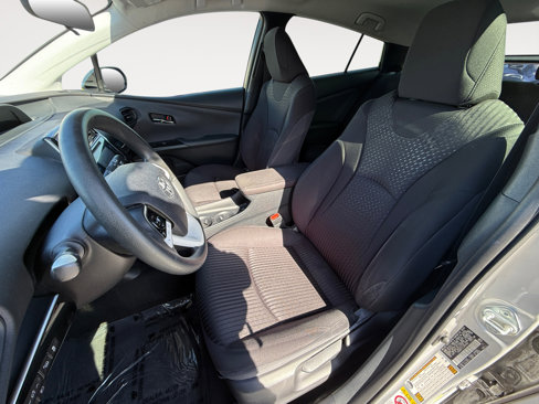 Used 2018 Toyota Prius Four image 10