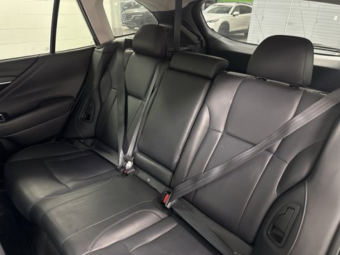 Used 2021 Subaru Outback Limited w/ Popular Package #2 image 26
