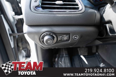 Used 2016 Chrysler 200 S w/ Comfort Group image 11