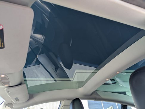Used 2023 Tesla Model 3 Standard Range image 15