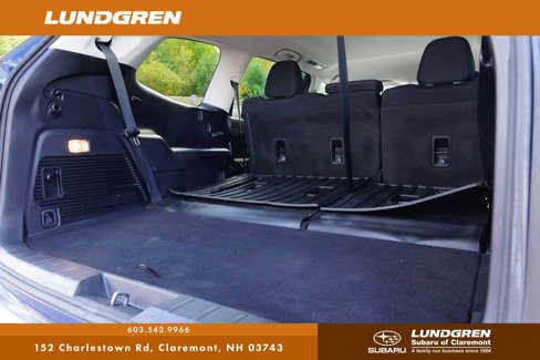 Used 2021 Subaru Ascent Premium w/ Convenience Package image 16