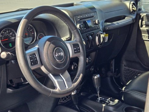 Used 2016 Jeep Wrangler Sport image 22