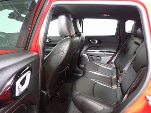Used 2022 Jeep Compass Limited image 30