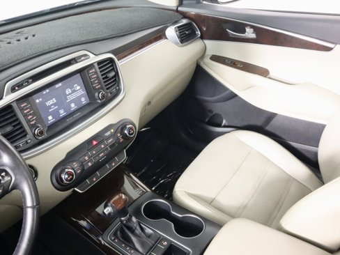 Used 2017 Kia Sorento EX image 33