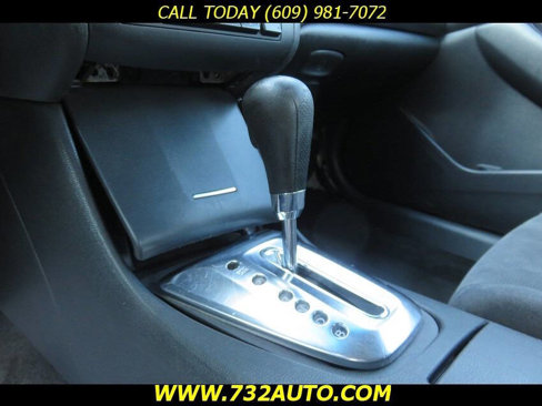 Used 2010 Nissan Altima Hybrid Sedan image 13