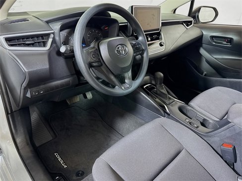 Used 2024 Toyota Corolla LE image 7