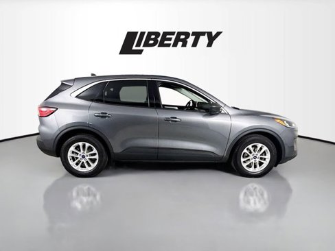Used 2022 Ford Escape SE w/ Cold Weather Package image 8