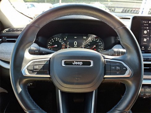 Used 2022 Jeep Compass Latitude w/ Convenience Group image 18