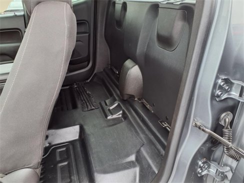 Used 2022 Chevrolet Colorado LT w/ Fleet Safety Package image 17