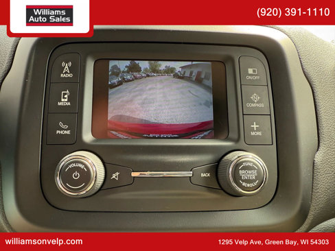 Used 2015 Jeep Renegade Latitude image 20