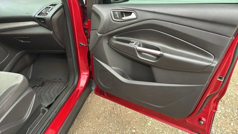 Used 2014 Ford Escape SE image 14