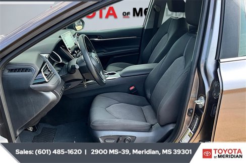 Used 2024 Toyota Camry LE image 18