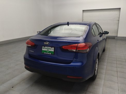 Used 2018 Kia Forte LX image 9