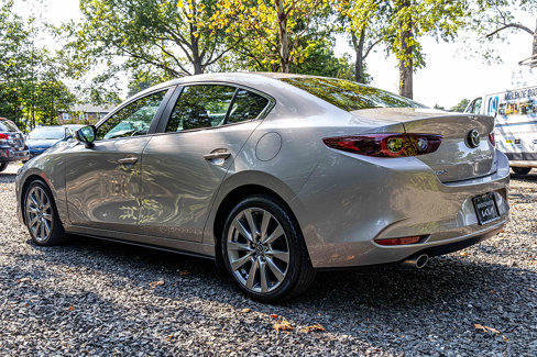 Used 2022 MAZDA MAZDA3 s image 4