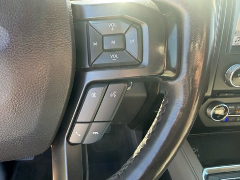 Used 2018 Ford Expedition Limited w/ Equipment Group 301A image 27