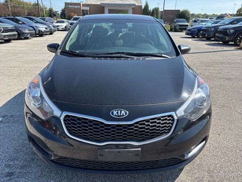 Used 2016 Kia Forte LX image 2