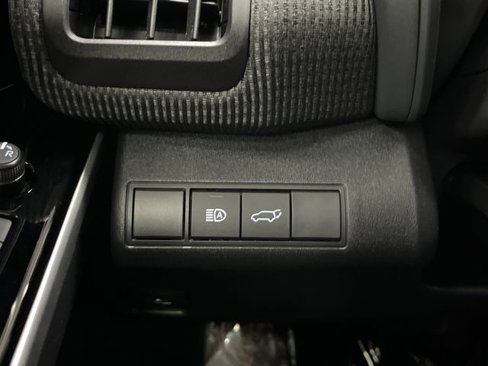 Used 2024 Toyota bZ4X XLE w/ Weather Package image 26