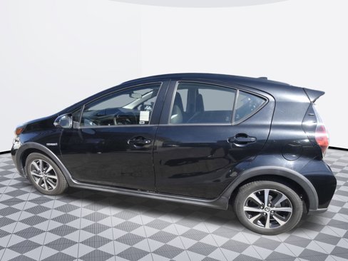 Used 2018 Toyota Prius C Four image 6