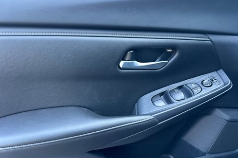 New 2025 Nissan Sentra SV w/ Trunk Package image 12