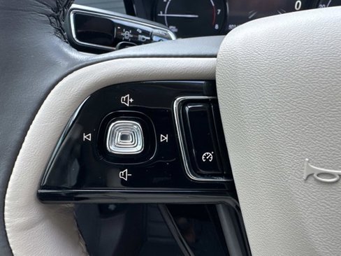 Used 2021 Lincoln Corsair FWD image 30