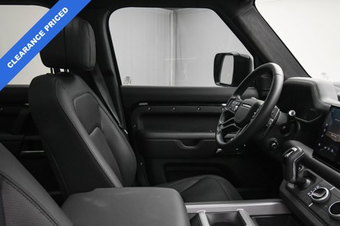 Used 2025 Land Rover Defender 110 V8 image 48