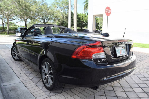 Used 2012 Volvo C70 T5 image 2