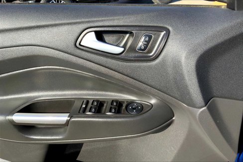 Used 2017 Ford Escape SE image 30