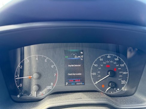 Used 2024 Toyota Corolla SE image 29