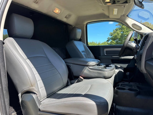 Used 2018 RAM 4500 Tradesman w/ Power & Remote Entry Group image 18