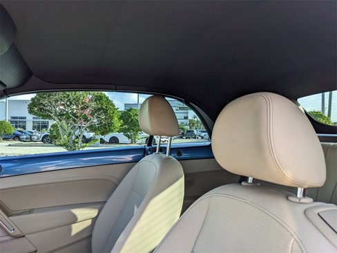Used 2017 Volkswagen Beetle 1.8T S image 22