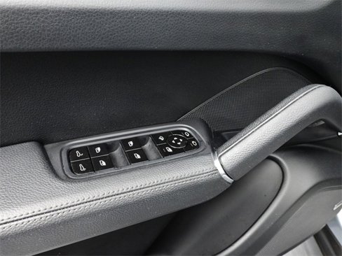 Certified 2020 Porsche Cayenne image 16