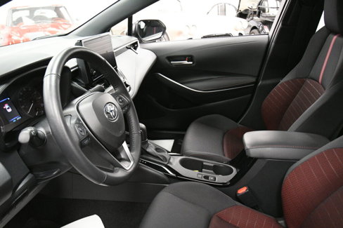 Certified 2023 Toyota Corolla SE image 18