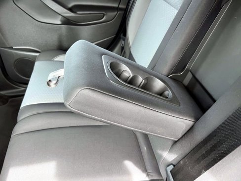 Used 2018 Ford Escape SE image 10