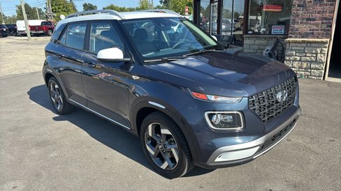 Used 2020 Hyundai Venue image 14