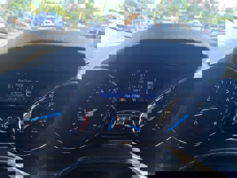 Used 2018 Ford Escape SEL image 10