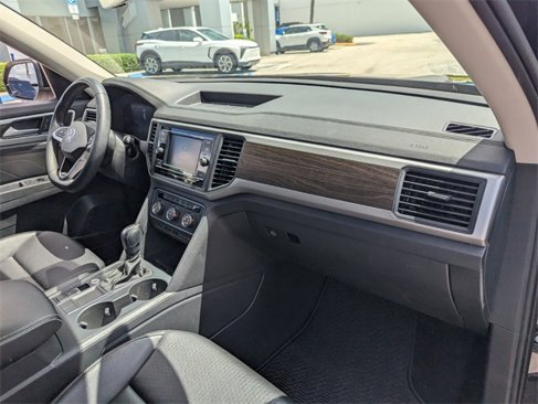 Used 2022 Volkswagen Atlas SE image 17