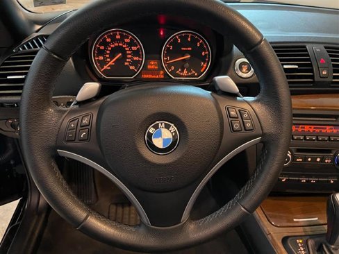 Used 2009 BMW 128i Convertible image 16