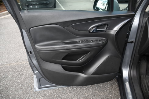 Used 2019 Buick Encore Preferred image 10