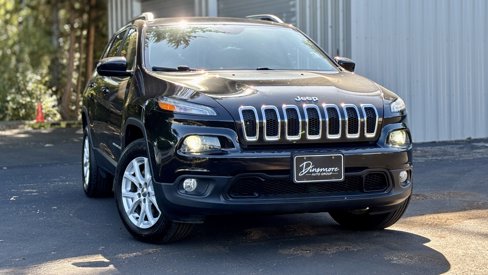 Used 2018 Jeep Cherokee Latitude image 3