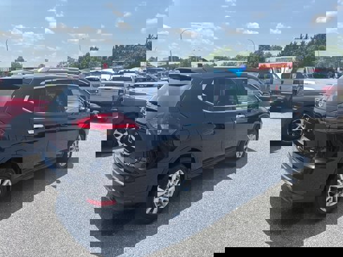 Used 2020 Nissan Rogue SV image 5