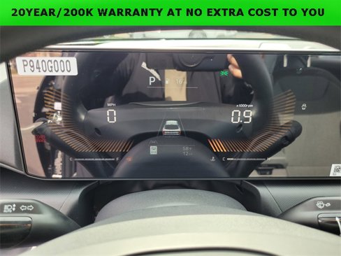 New 2025 Kia K4 LXS image 12