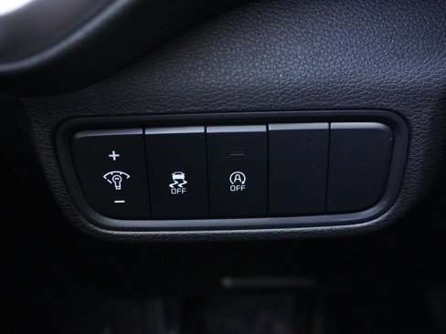 Used 2023 Kia Soul LX w/ LX Technology Package image 39
